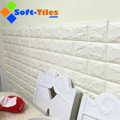 Etiquetas engomadas amistosas de la pared de la espuma 3D de Eco 770×700m m usadas en sala de estar
