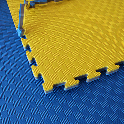 Esteras del piso del rompecabezas de los artes marciales de EVA Foam Tatami Judo Interlocking los 4cm