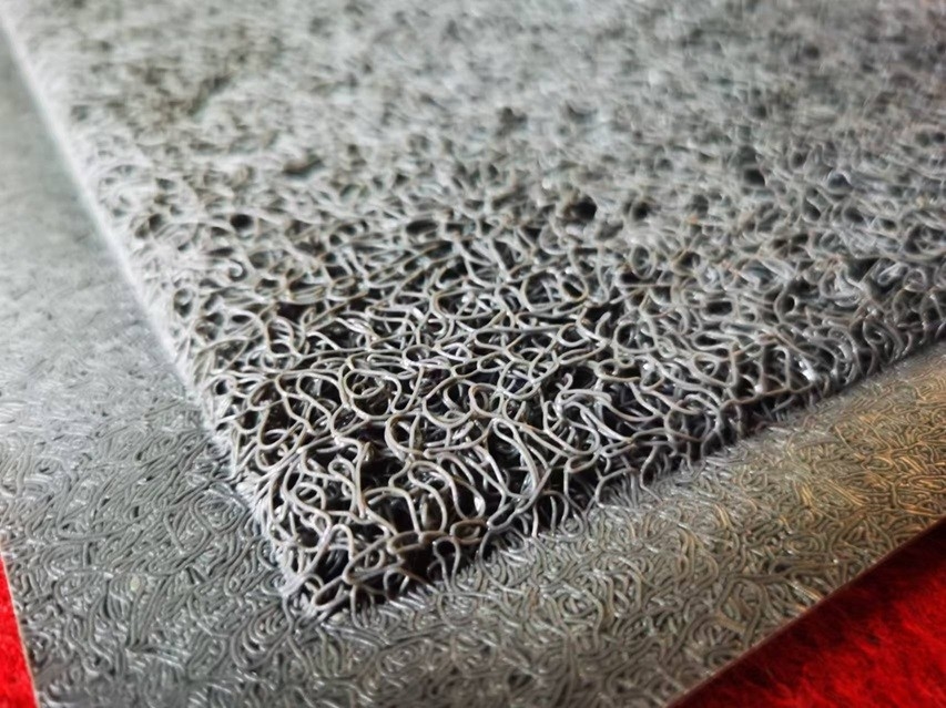 Alfombra de entrada Twisster gris oscuro con apoyo antideslizante Mantenga sus pisos limpios y seguros
