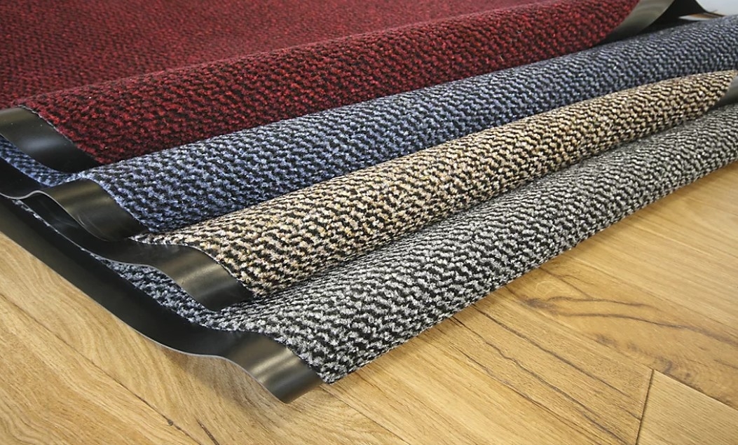 Ventaja de una alfombra de entrada interior 7,5h x 600w x 900d mm negro/gris negro/azul