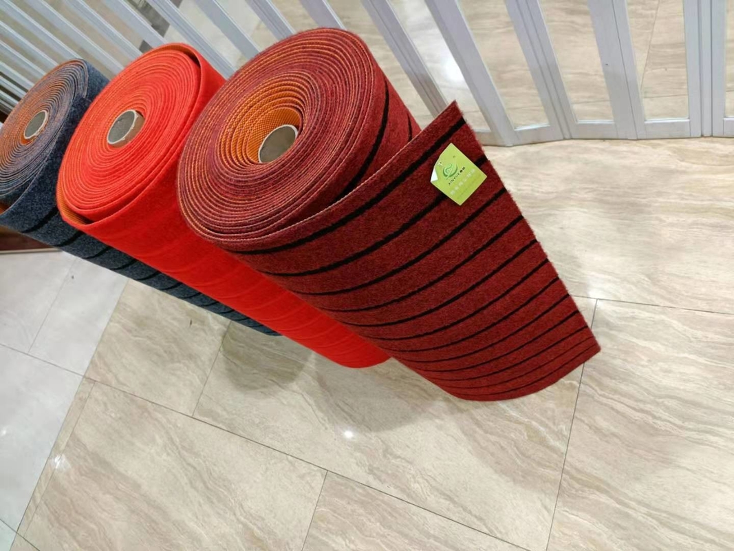 alfombras caseras del poliéster de la longitud del 15m con la pila rodada del espaciador